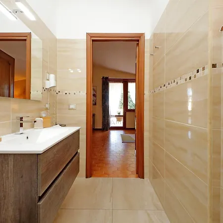 Villa Gisi Guest House Fiumicino Exterior photo