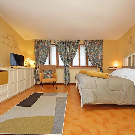Villa Gisi Guest House Fiumicino Exterior photo